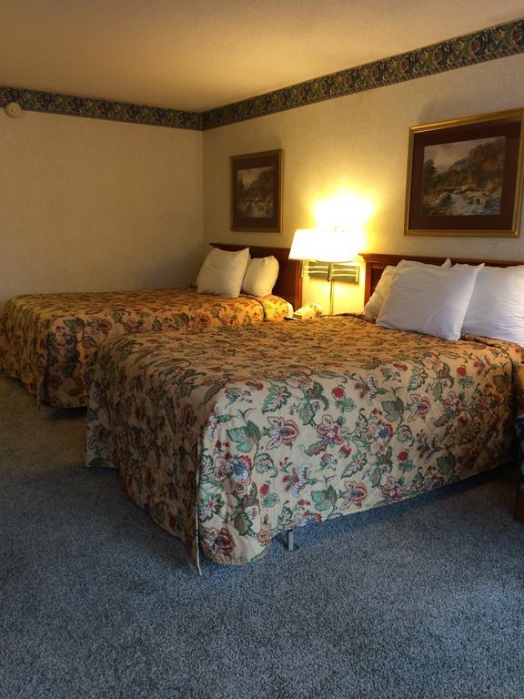 Knights Motel Newport